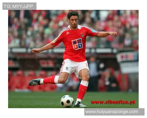 苏格兰传奇退役球星的辉煌历程与绿茵岁月回顾