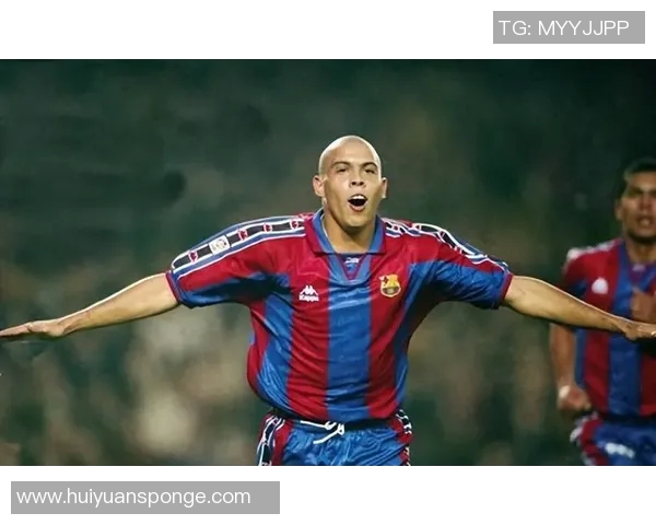 穿8号球衣的足球后卫：盘点那些在防线与进攻之间游走的传奇人物